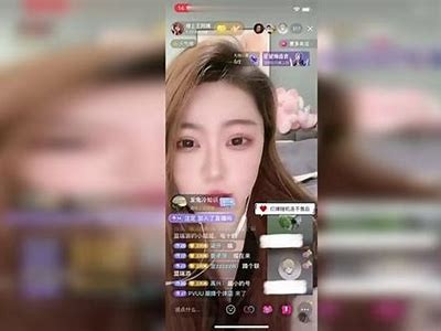 东北搞笑主播与糖心酒的幽默互动时刻