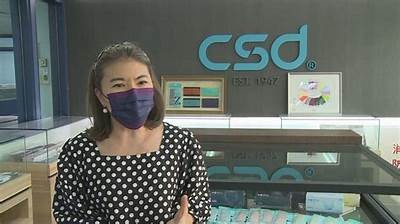 糖心主播佩戴口罩，展现健康直播新风尚