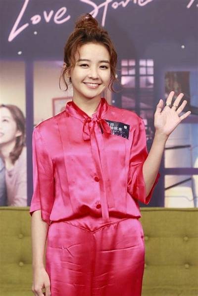 糖心闺蜜来访，主播欢乐互动引发热议