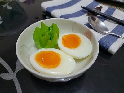“美味翻转：糖心荷包蛋制作技巧分享与直播互动”