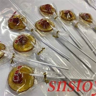 美食主播分享梅心糖的独特美味与吃法，快来一起尝尝吧！