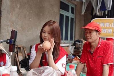 “糖心主播探访开封县：乡村风情与美食之旅”