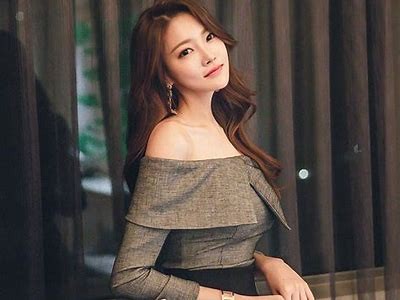 甜蜜主播的心动瞬间，展现魅力与才华的舞台