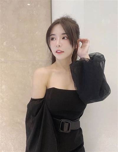 甜美主播亮相，网友纷纷好奇她的真实身份！