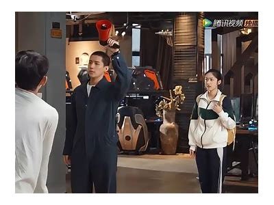 《林夏主播：甜蜜日常与成长瞬间的记录》