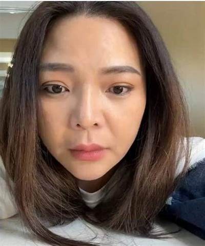 “糖心主播小e：甜美直播背后的故事与成长”