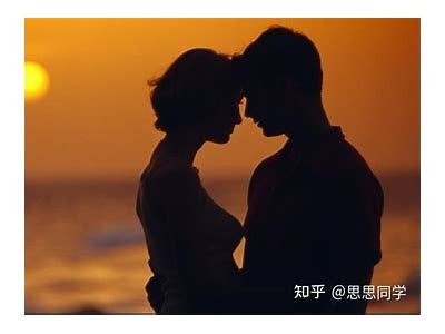 《糖心姐姐情感分享：如何面对爱情中的挑战与成长》