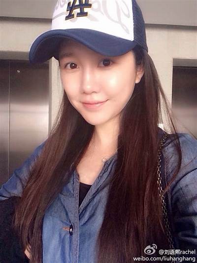 甜美主播小桃的精彩直播时刻分享，与你一起畅享快乐时光！